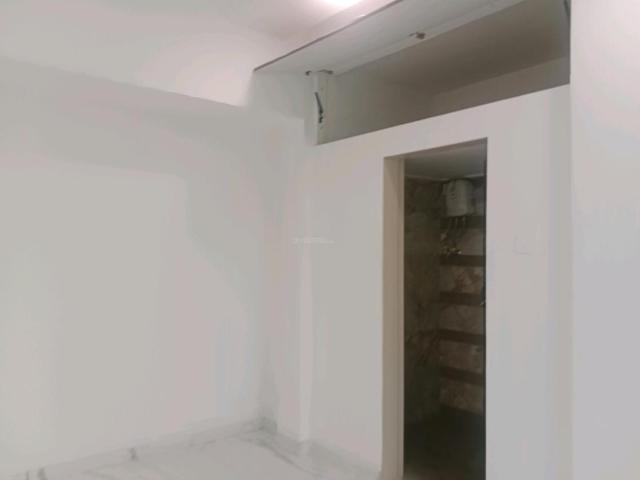 2 BHK Apartment in Mira Road East for rent Mira Bhayandar. The reference number is 18489052