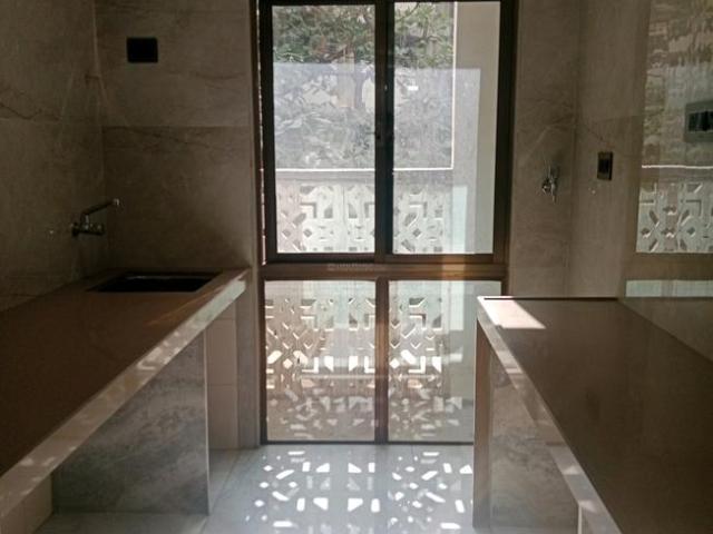 2 BHK Apartment in Mira Road East for rent Mira Bhayandar. The reference number is 19138282