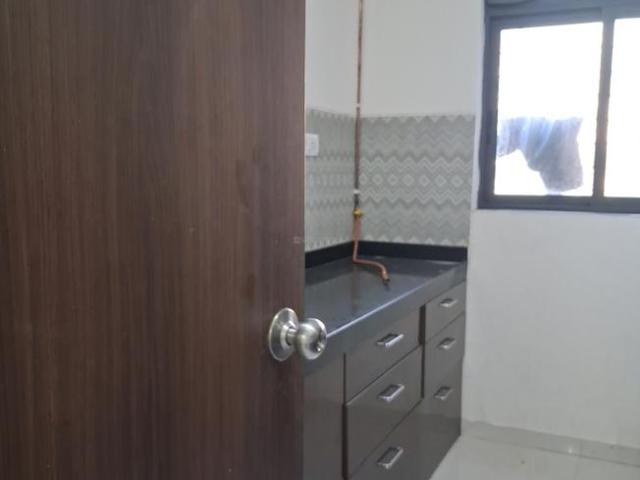 2 BHK Apartment in Mira Road East for rent Mira Bhayandar. The reference number is 19338806