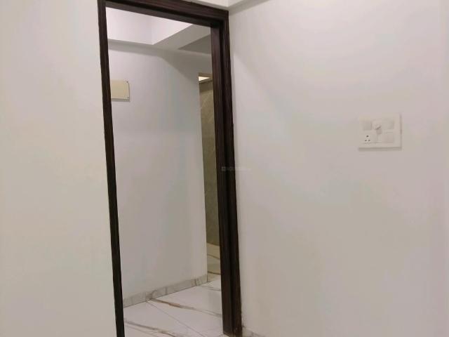 2 BHK Apartment in Mira Road East for rent Mira Bhayandar. The reference number is 20744258