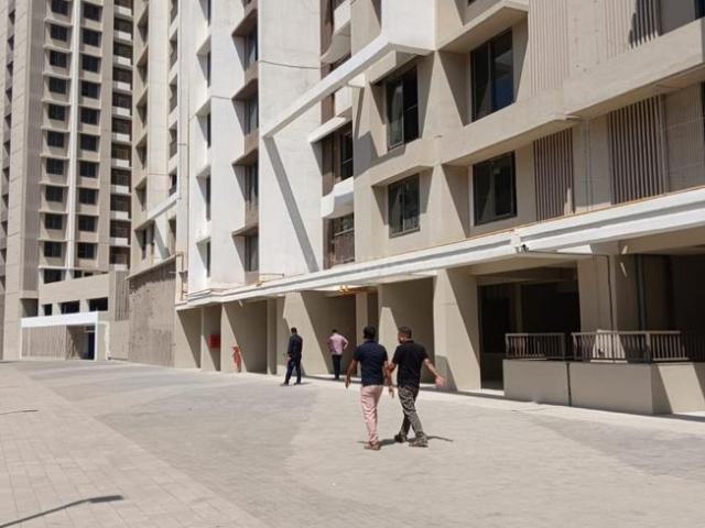 2 BHK Apartment in Mira Road East for rent Mira Bhayandar. The reference number is 20796997
