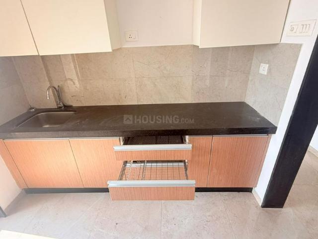 2 BHK Apartment in Mira Road East for rent Mira Bhayandar. The reference number is 20827228