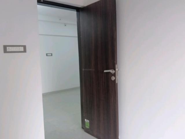 2 BHK Apartment in Mira Road East for rent Mira Bhayandar. The reference number is 20076649