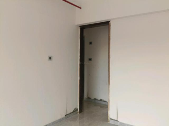 2 BHK Apartment in Mira Road East for rent Mira Bhayandar. The reference number is 20359596