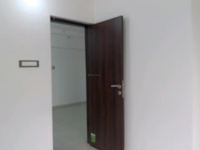 2 BHK Apartment in Mira Road East for rent Mira Bhayandar. The reference number is 20386706