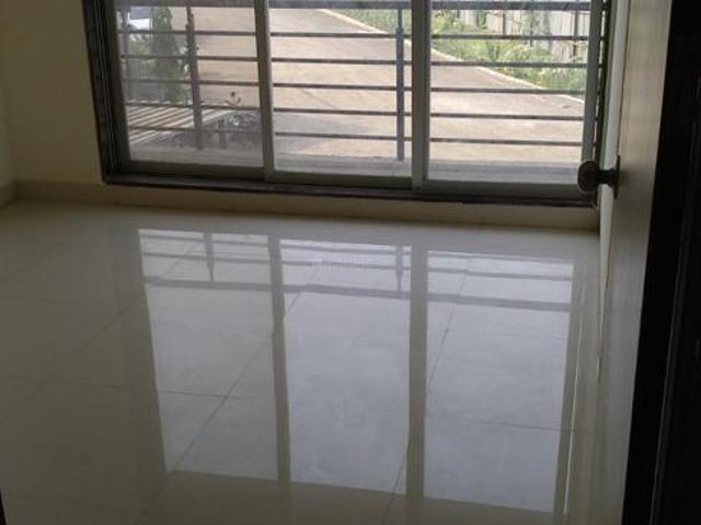 2 BHK Apartment in Mira Road East for resale Mira Bhayandar. The reference number is 7488866