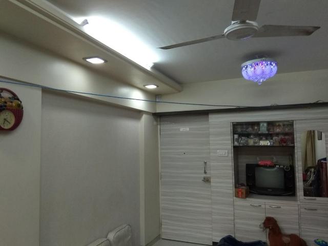 2 BHK Apartment in Mira Road East for resale Mira Bhayandar. The reference number is 8479887