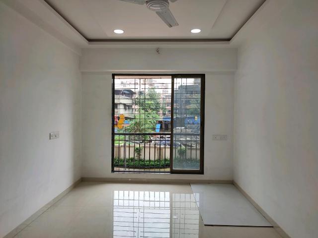 2 BHK Apartment in Mira Road East for resale Mira Bhayandar. The reference number is 12479821