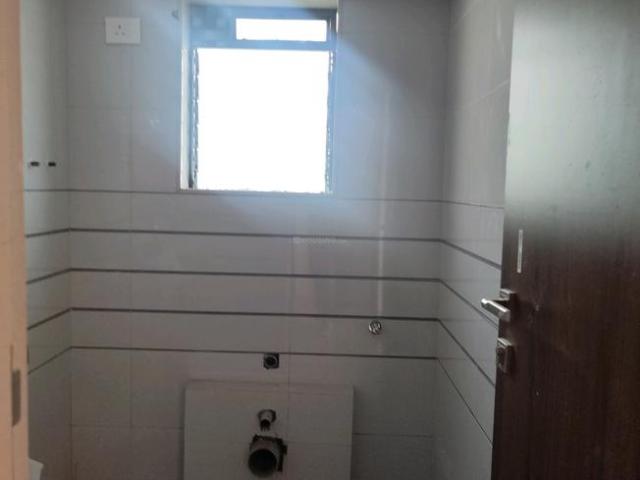 2 BHK Apartment in Mira Road East for resale Mira Bhayandar. The reference number is 13329702