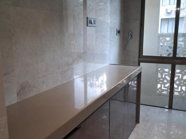 2 BHK Apartment in Mira Road East for resale Mira Bhayandar. The reference number is 15684242
