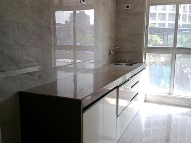 2 BHK Apartment in Mira Road East for resale Mira Bhayandar. The reference number is 15873998