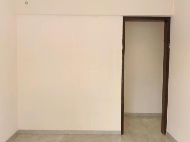 2 BHK Apartment in Mira Road East for resale Mira Bhayandar. The reference number is 16572827