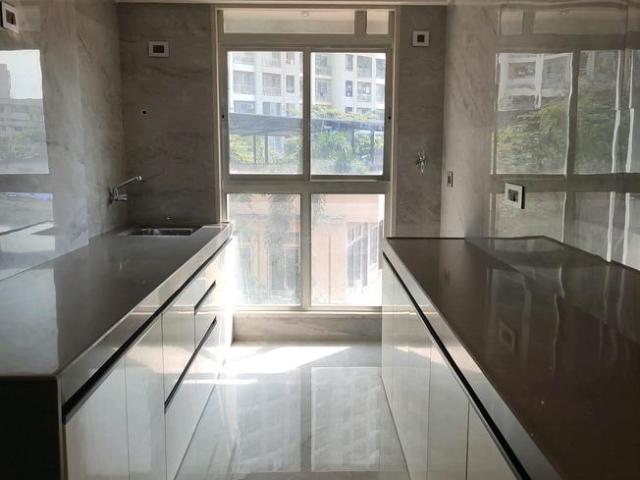 2 BHK Apartment in Mira Road East for resale Mira Bhayandar. The reference number is 16614761