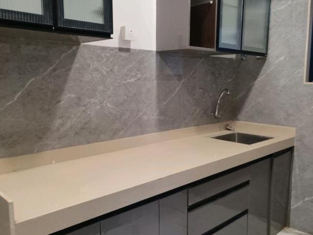 2 BHK Apartment in Mira Road East for resale Mira Bhayandar. The reference number is 16629812