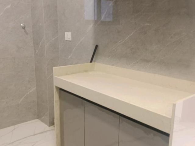 2 BHK Apartment in Mira Road East for resale Mira Bhayandar. The reference number is 16716440