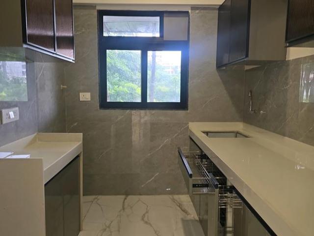 2 BHK Apartment in Mira Road East for resale Mira Bhayandar. The reference number is 17846308