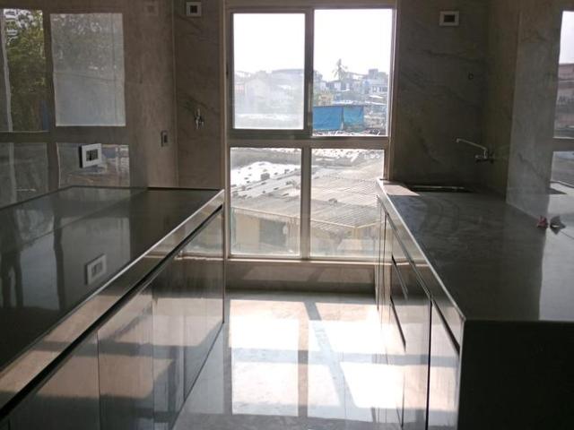 2 BHK Apartment in Mira Road East for resale Mira Bhayandar. The reference number is 17977905