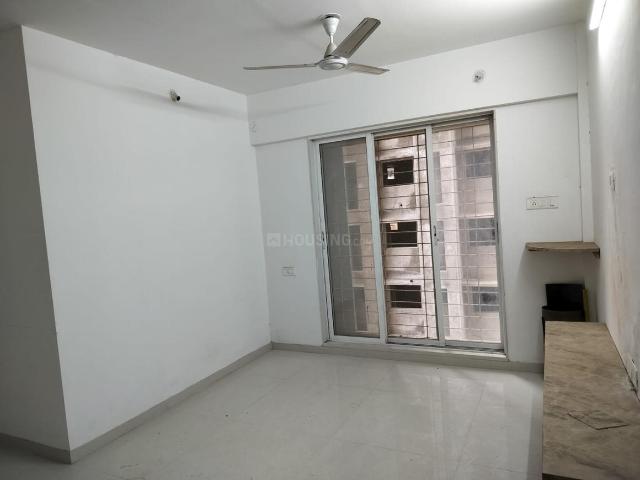 2 BHK Apartment in Mira Road East for resale Mira Bhayandar. The reference number is 18299323