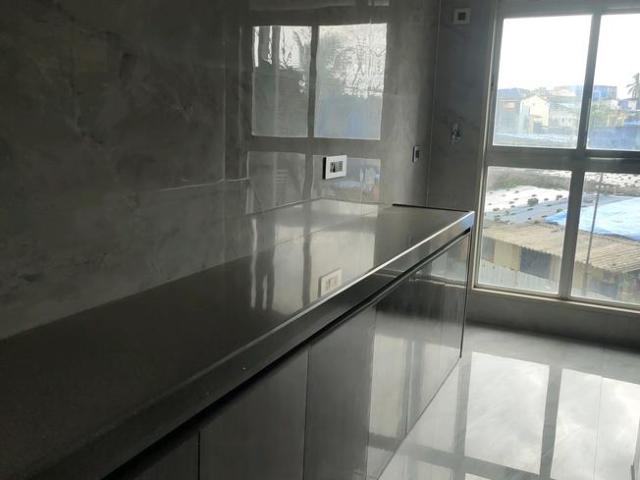 2 BHK Apartment in Mira Road East for resale Mira Bhayandar. The reference number is 18215373