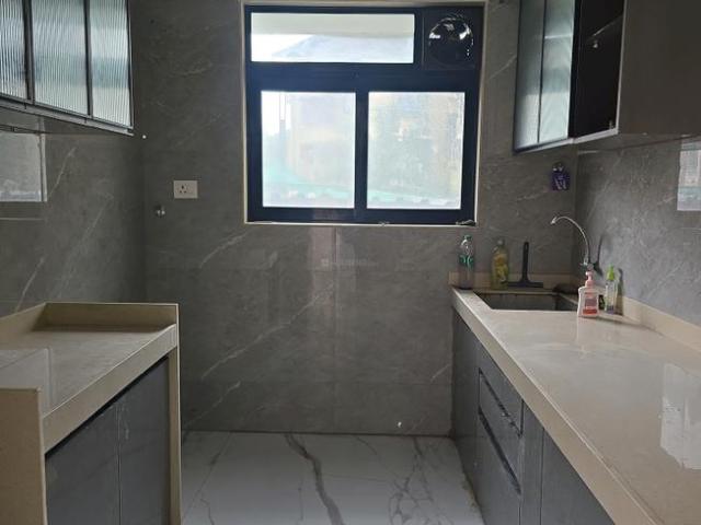 2 BHK Apartment in Mira Road East for resale Mira Bhayandar. The reference number is 18334148