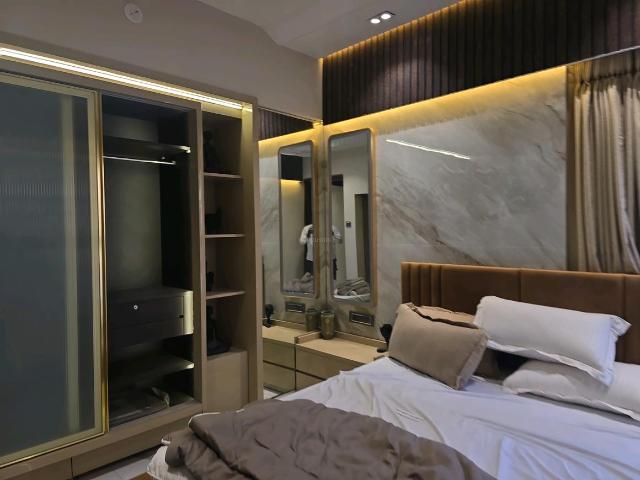 2 BHK Apartment in Mira Road East for resale Mira Bhayandar. The reference number is 18590008