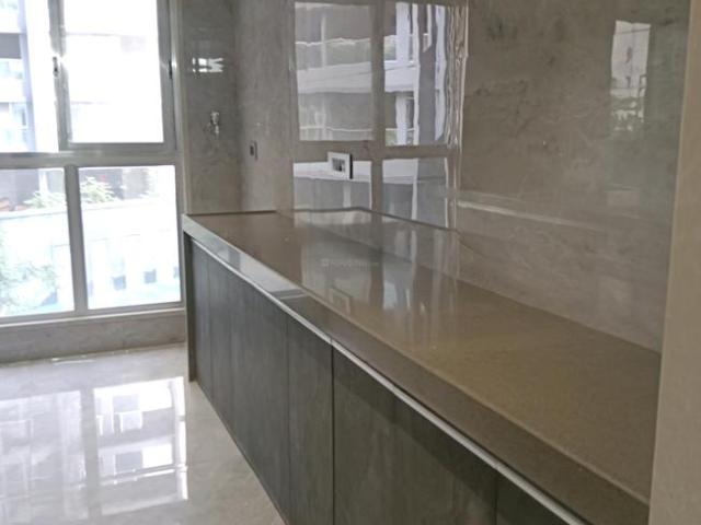 2 BHK Apartment in Mira Road East for resale Mira Bhayandar. The reference number is 18515830