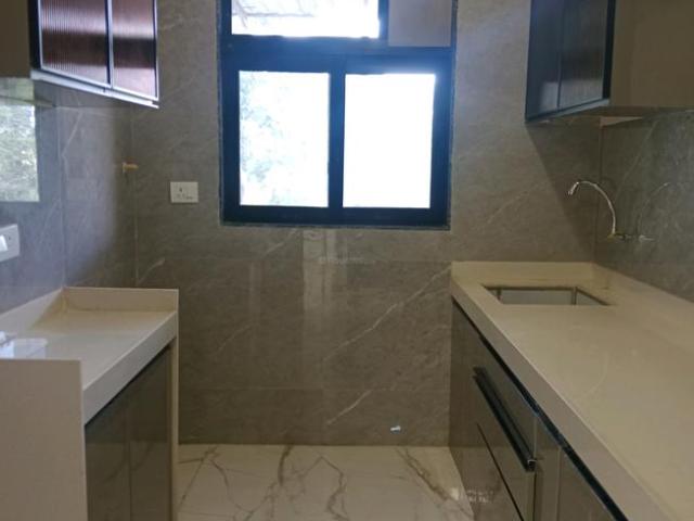 2 BHK Apartment in Mira Road East for resale Mira Bhayandar. The reference number is 18670141