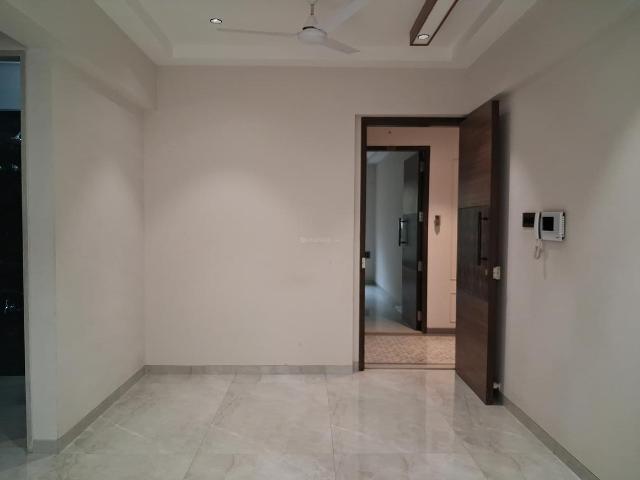 2 BHK Apartment in Mira Road East for resale Mira Bhayandar. The reference number is 18680546