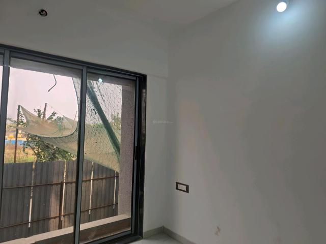 2 BHK Apartment in Mira Road East for resale Mira Bhayandar. The reference number is 18637169