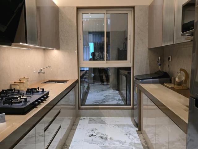 2 BHK Apartment in Mira Road East for resale Mira Bhayandar. The reference number is 18765944