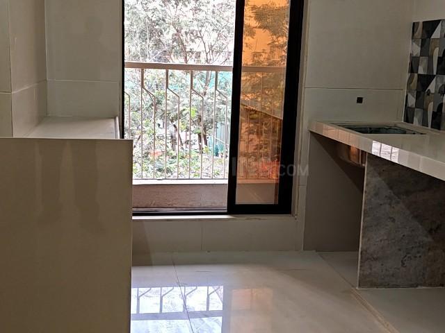 2 BHK Apartment in Mira Road East for resale Mira Bhayandar. The reference number is 19183100