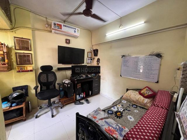 2 BHK Apartment in Mira Road East for resale Mira Bhayandar. The reference number is 19275437