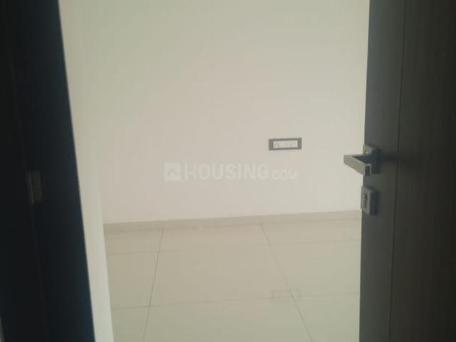 2 BHK Apartment in Mira Road East for resale Mira Bhayandar. The reference number is 19364103