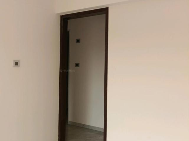 2 BHK Apartment in Mira Road East for resale Mira Bhayandar. The reference number is 19394265