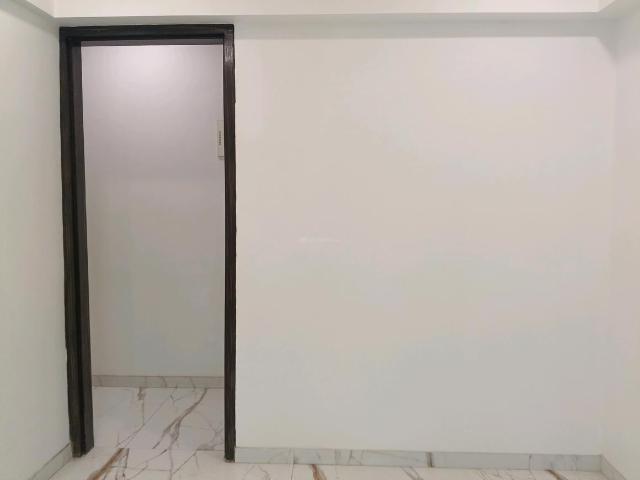 2 BHK Apartment in Mira Road East for resale Mira Bhayandar. The reference number is 19394379