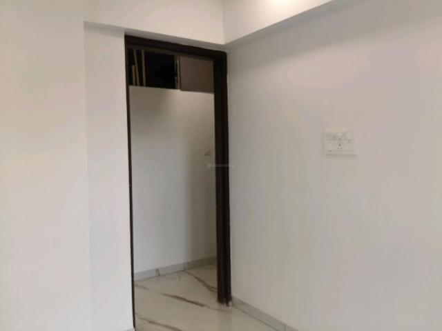 2 BHK Apartment in Mira Road East for resale Mira Bhayandar. The reference number is 19552039