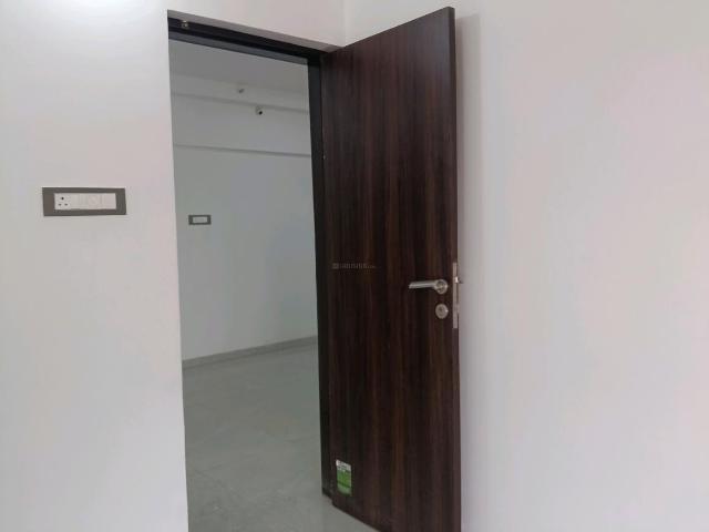 2 BHK Apartment in Mira Road East for resale Mira Bhayandar. The reference number is 19522112