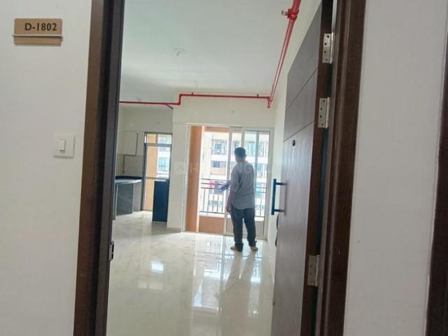 2 BHK Apartment in Mira Road East for resale Mira Bhayandar. The reference number is 19693149