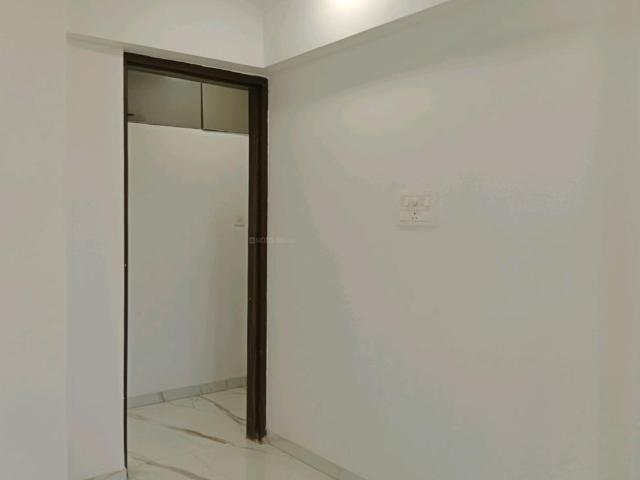 2 BHK Apartment in Mira Road East for resale Mira Bhayandar. The reference number is 19694515