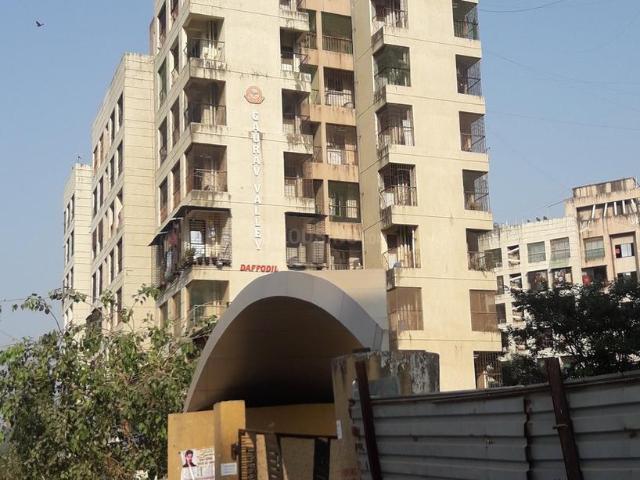 2 BHK Apartment in Mira Road East for resale Mira Bhayandar. The reference number is 19626557