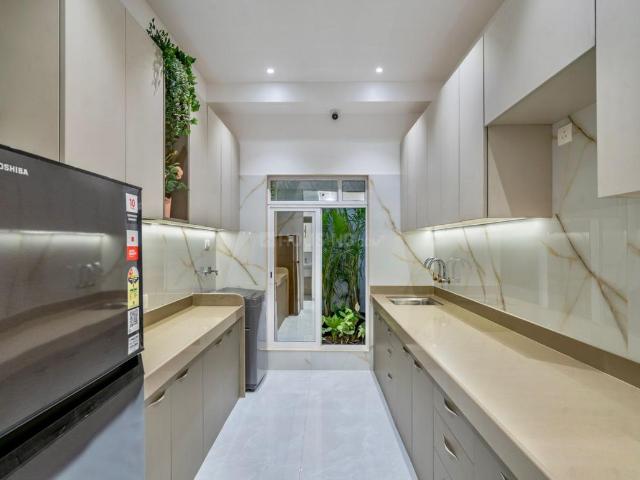 2 BHK Apartment in Mira Road East for resale Mira Bhayandar. The reference number is 19749786