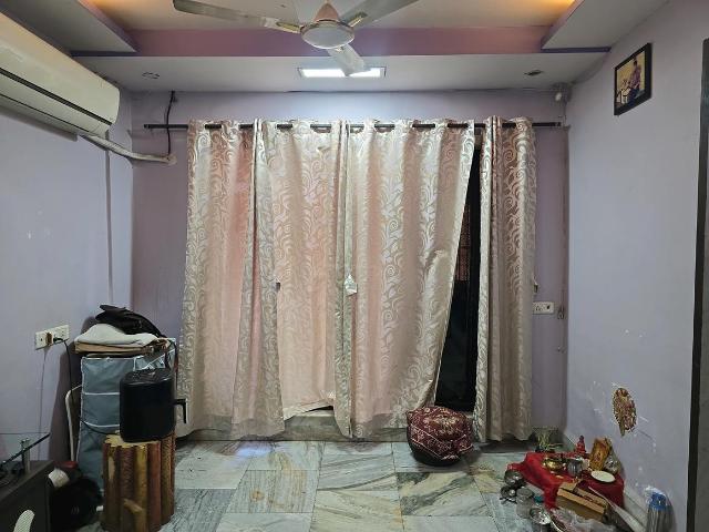 2 BHK Apartment in Mira Road East for resale Mira Bhayandar. The reference number is 19735016