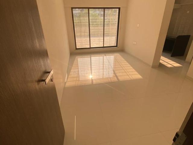 2 BHK Apartment in Mira Road East for resale Mira Bhayandar. The reference number is 19948703