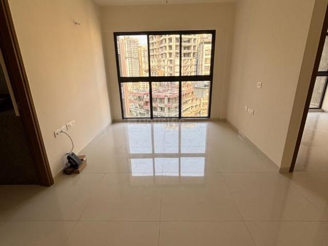 2 BHK Apartment in Mira Road East for resale Mira Bhayandar. The reference number is 20086292