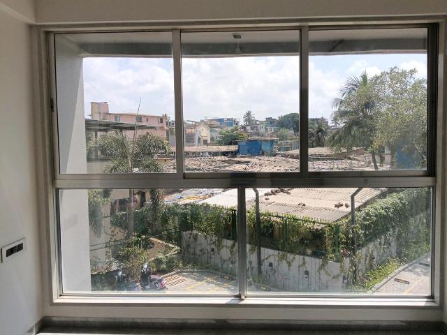 2 BHK Apartment in Mira Road East for resale Mira Bhayandar. The reference number is 20146666