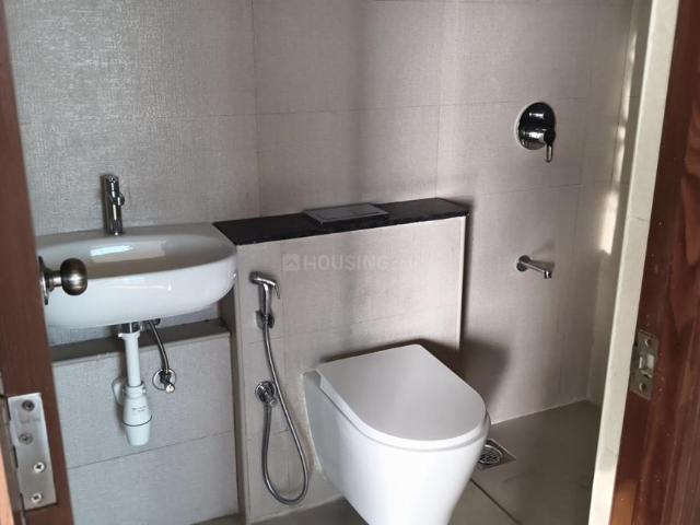 2 BHK Apartment in Mira Road East for resale Mira Bhayandar. The reference number is 20174248