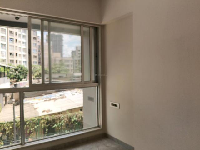 2 BHK Apartment in Mira Road East for resale Mira Bhayandar. The reference number is 20195266