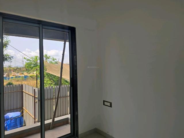 2 BHK Apartment in Mira Road East for resale Mira Bhayandar. The reference number is 20214827