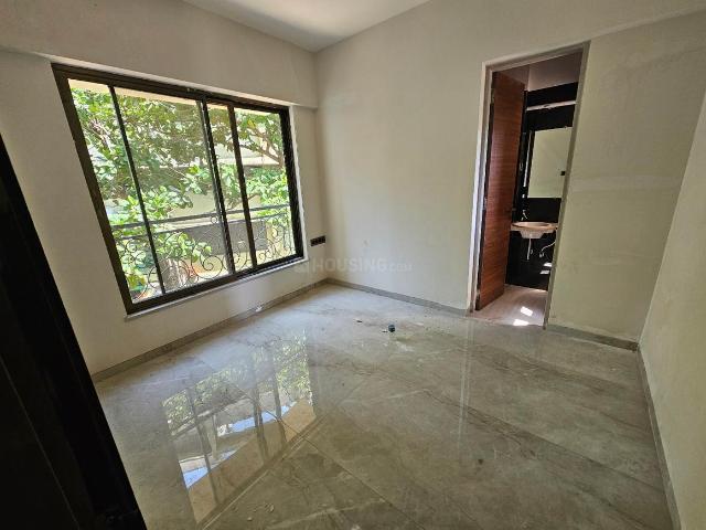 2 BHK Apartment in Mira Road East for resale Mira Bhayandar. The reference number is 20400027