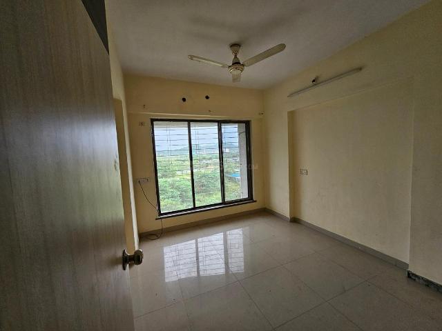 2 BHK Apartment in Mira Road East for resale Mira Bhayandar. The reference number is 20400900